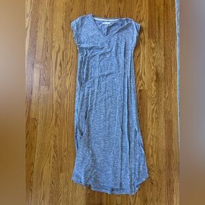 Lou & Grey Gray V-Neck Cap Sleeve Sundress Maxi
